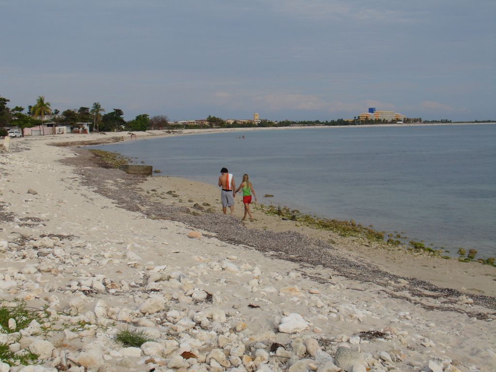 Vor der Stadt liegt die Halbinsel Ancón mit einem fünf Kilometer langen Strand.