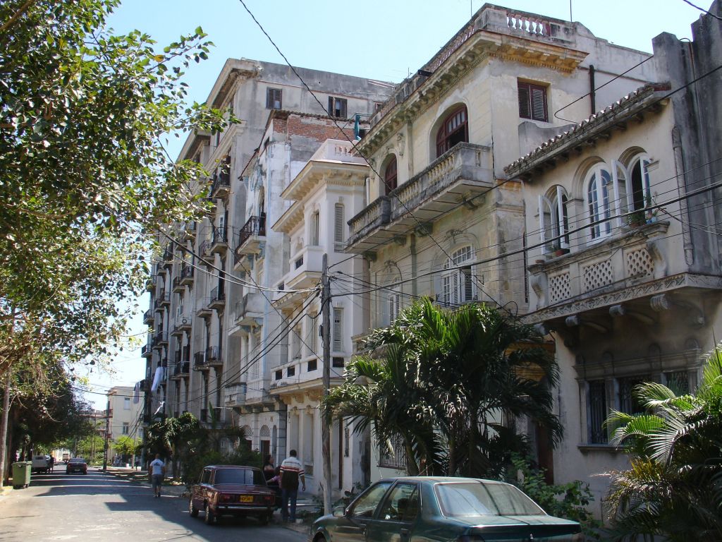 Hier hatte ich ein Zimmer in Havanna - im zweiten Stock, aber mit Balkon. Es war etwas mühsam, das Fahhrad durch das enge Treppenhaus hinaufzutragen.