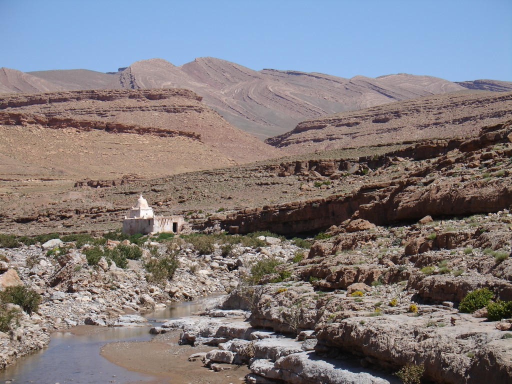 Die Landschaft wurde etwas flacher und es war hier wieder etwas Wasser im Fluss.