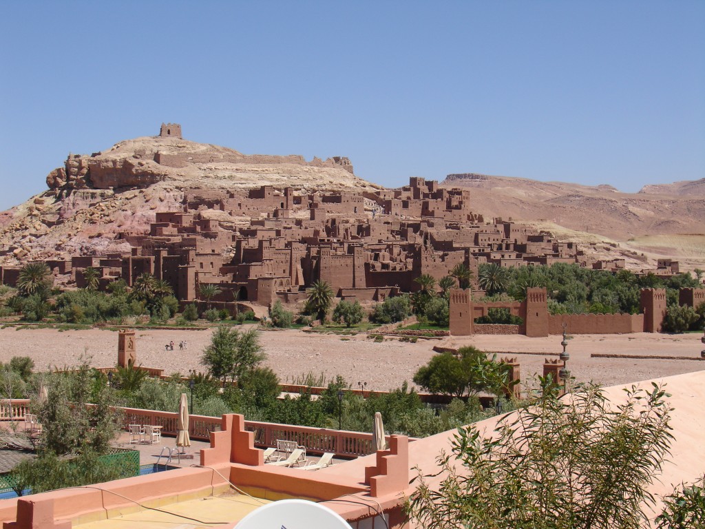 Von der Terrasse des Restaurants aus hat man einen guten Blick auf Ait Benhaddu.