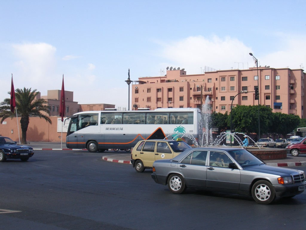 Marrakesch hat nicht nur die traditionellen Altstadtviertel, sondern auch moderne, französich wirkende Viertel.