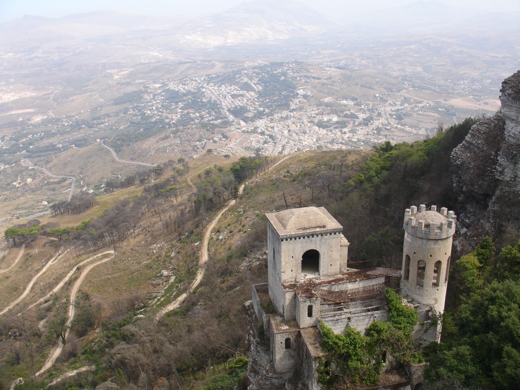 Von der Burg aus hat man einen weiten Blick.